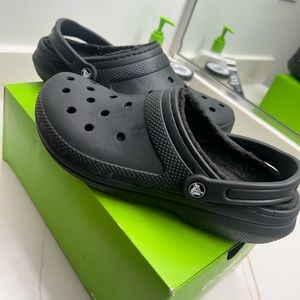 Fuzzy Lined Black Crocs